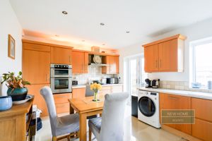 Photo 25- click for photo gallery